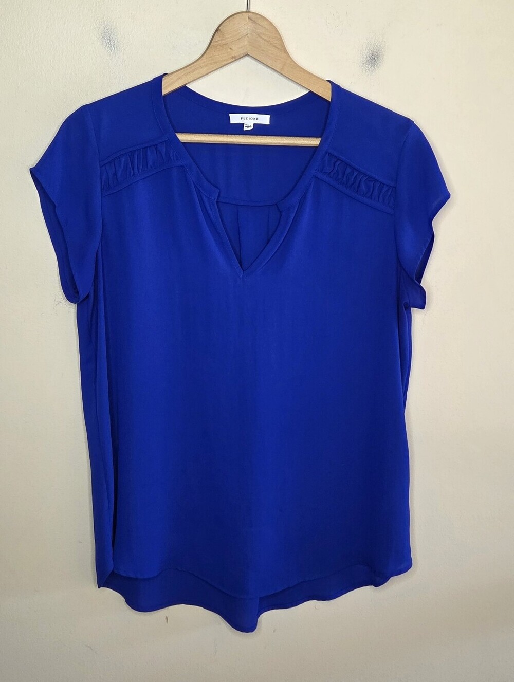 Pleione Cobalt Blue V-neck Cap Sleeve Blouse Size Medium Classic Office Casual